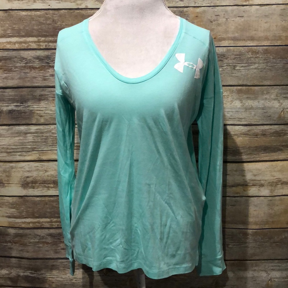 Under armour top